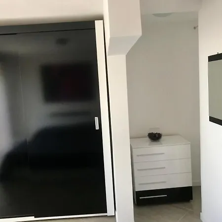 Apartment Aquarius Rom